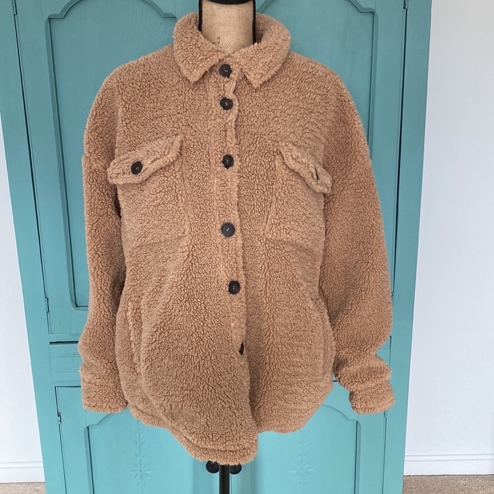 Altar’d State Teddy Jacket. Like New. Medium. Tan